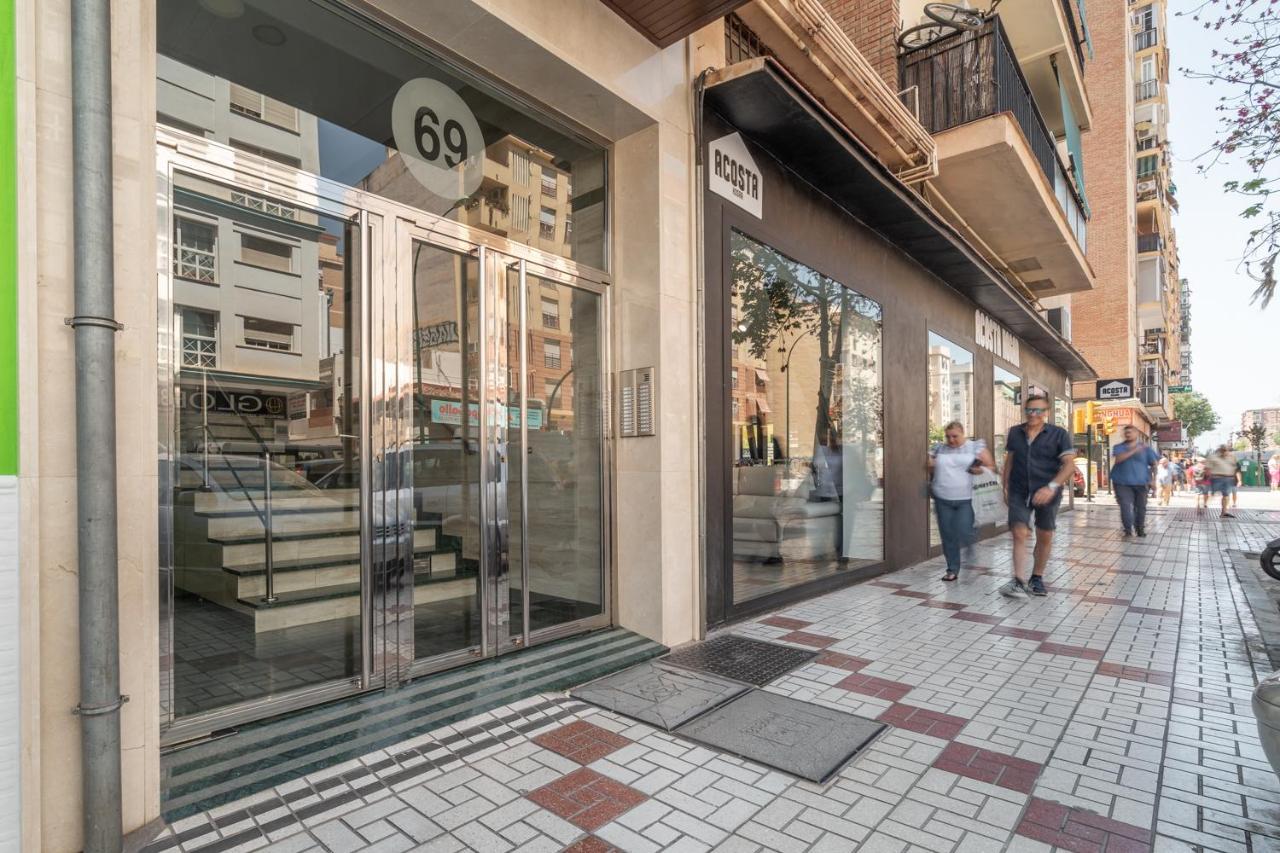 Tuguest Heroe Apartment Malaga Exterior photo