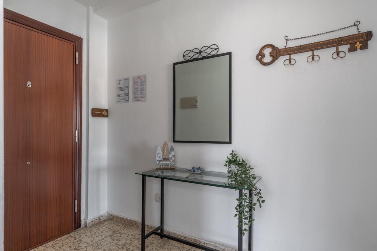Tuguest Heroe Apartment Malaga Exterior photo