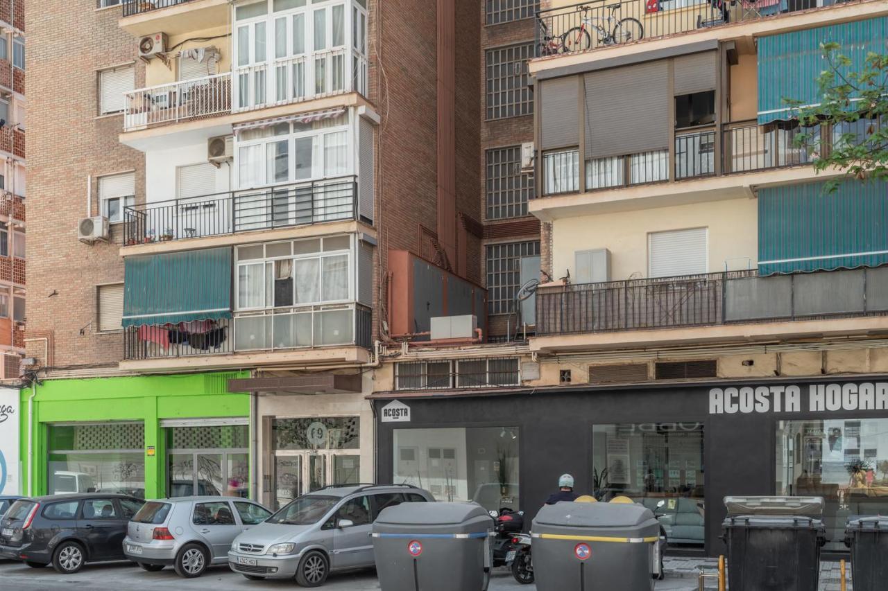Tuguest Heroe Apartment Malaga Exterior photo